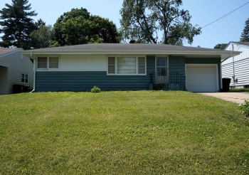 140 Warren, ROCKFORD, Illinois 61107, 3 Bedrooms Bedrooms, ,1 BathroomBathrooms,House,For Sale,Warren,202503155