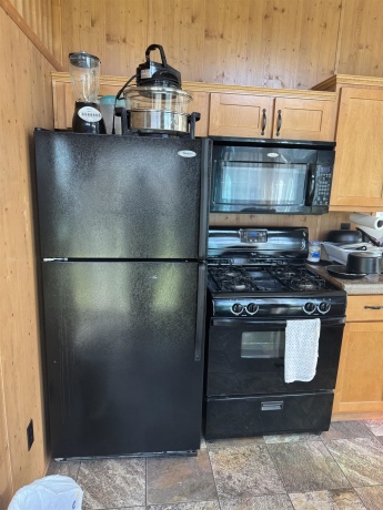 409 Spruce, BELVIDERE, Illinois 61008, 1 Bedroom Bedrooms, ,1 BathroomBathrooms,House,For Sale,Spruce,202503161