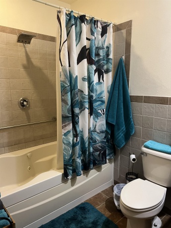 5918 Park Ridge, LOVES PARK, Illinois 61111, 2 Bedrooms Bedrooms, ,2 BathroomsBathrooms,House,For Sale,Park Ridge,202503192