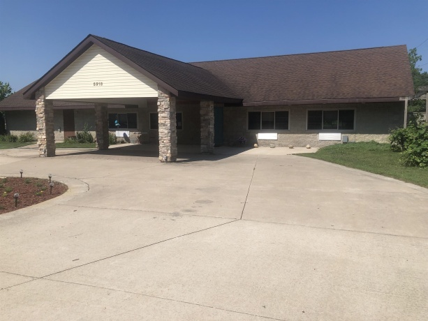 5918 Park Ridge, LOVES PARK, Illinois 61111, 2 Bedrooms Bedrooms, ,2 BathroomsBathrooms,House,For Sale,Park Ridge,202503192