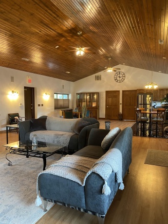 5918 Park Ridge, LOVES PARK, Illinois 61111, 2 Bedrooms Bedrooms, ,2 BathroomsBathrooms,House,For Sale,Park Ridge,202503192