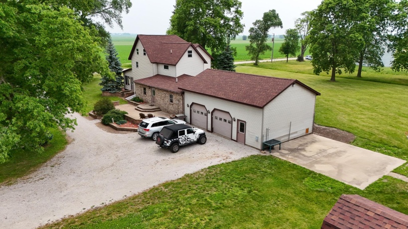 382 Keigwin, WALNUT, Illinois 61376, 4 Bedrooms Bedrooms, ,2 BathroomsBathrooms,House,For Sale,Keigwin,202503220