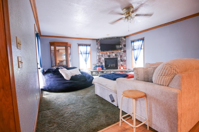 382 Keigwin, WALNUT, Illinois 61376, 4 Bedrooms Bedrooms, ,2 BathroomsBathrooms,House,For Sale,Keigwin,202503220