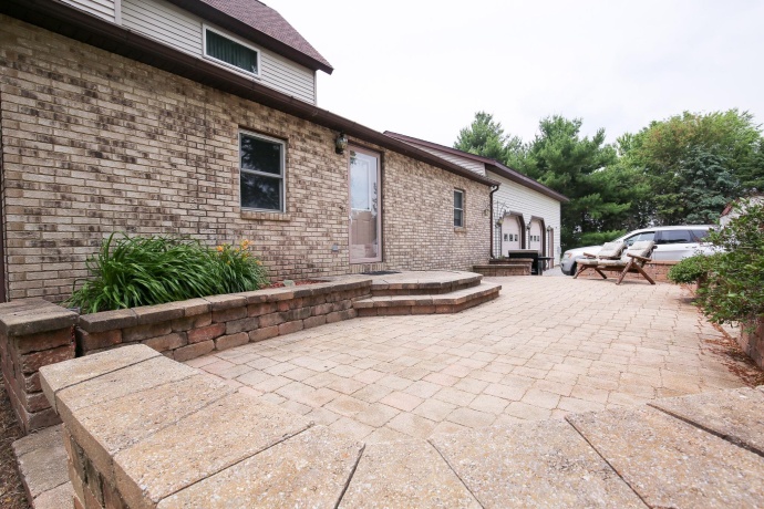 382 Keigwin, WALNUT, Illinois 61376, 4 Bedrooms Bedrooms, ,2 BathroomsBathrooms,House,For Sale,Keigwin,202503220