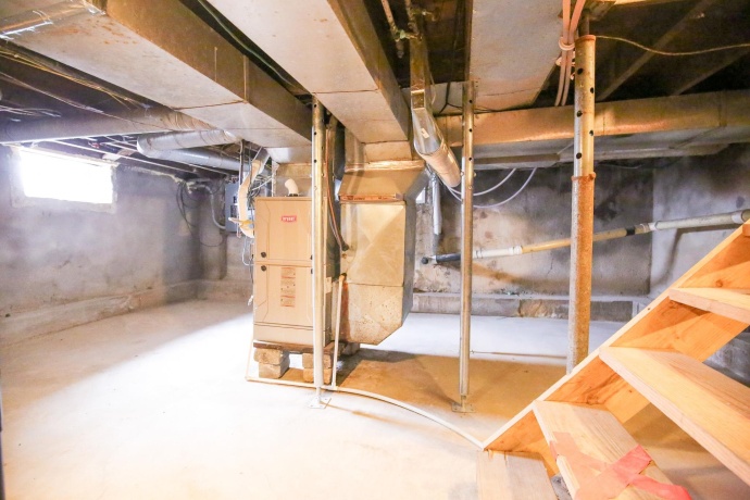 382 Keigwin, WALNUT, Illinois 61376, 4 Bedrooms Bedrooms, ,2 BathroomsBathrooms,House,For Sale,Keigwin,202503220