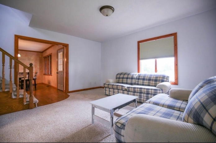 382 Keigwin, WALNUT, Illinois 61376, 4 Bedrooms Bedrooms, ,2 BathroomsBathrooms,House,For Sale,Keigwin,202503220