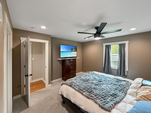 12 Old Corduroy, LENA, Illinois 61048, 6 Bedrooms Bedrooms, ,3 BathroomsBathrooms,House,For Sale,Old Corduroy,202503228