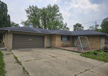 2916 School, ROCKFORD, Illinois 61101, 3 Bedrooms Bedrooms, ,1 BathroomBathrooms,House,For Sale,School,202503241