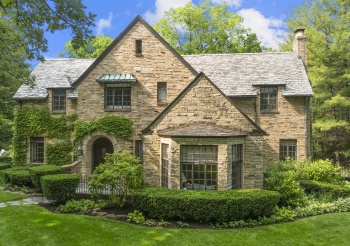 1370 Brown Hills, ROCKFORD, Illinois 61107, 4 Bedrooms Bedrooms, ,3 BathroomsBathrooms,House,For Sale,Brown Hills,202503245