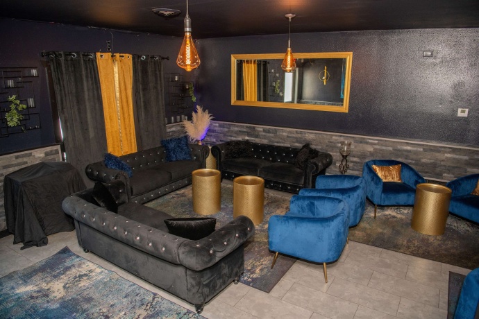 101 Devore, PEARL CITY, Illinois 61062, ,Business/retail,For Sale,Devore,202503255