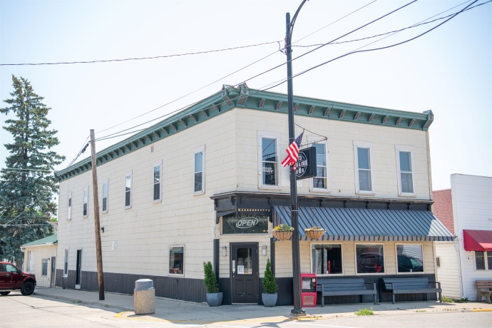 101 Devore, PEARL CITY, Illinois 61062, ,Business/retail,For Sale,Devore,202503255