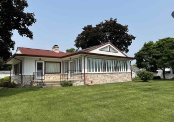 1514 MICHIGAN, SAVANNA, Illinois 61074, 3 Bedrooms Bedrooms, ,2 BathroomsBathrooms,House,For Sale,MICHIGAN,202503360
