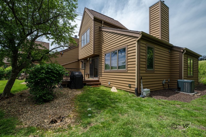 30 Farmstead, GALENA, Illinois 61036, 2 Bedrooms Bedrooms, ,2 BathroomsBathrooms,Condominium,For Sale,Farmstead,202503398