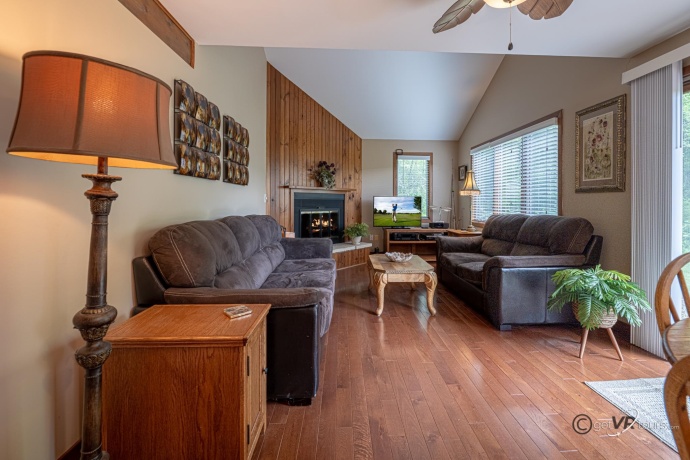 30 Farmstead, GALENA, Illinois 61036, 2 Bedrooms Bedrooms, ,2 BathroomsBathrooms,Condominium,For Sale,Farmstead,202503398