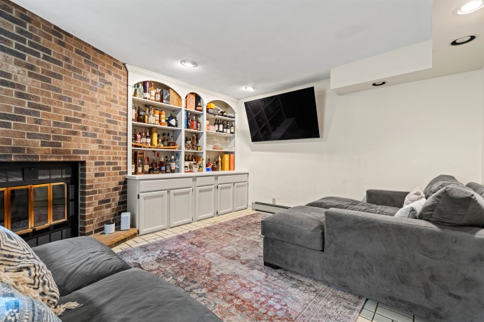 2412 Harlem, ROCKFORD, Illinois 61103, 5 Bedrooms Bedrooms, ,3 BathroomsBathrooms,House,For Sale,Harlem,202503401