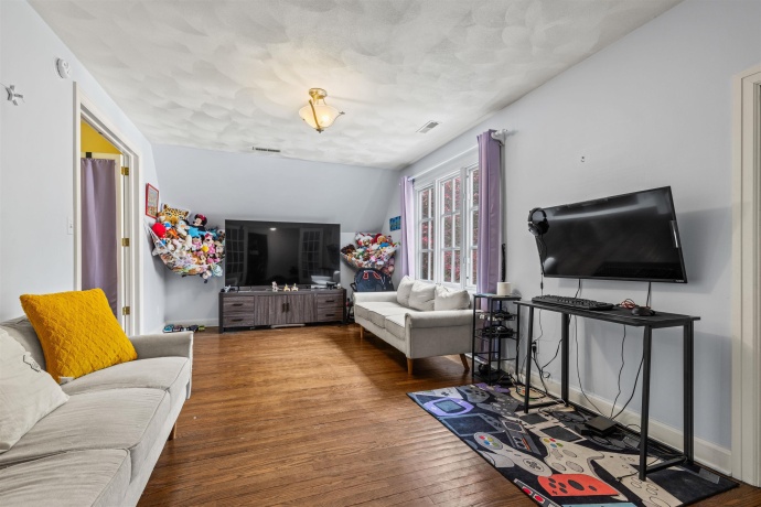 2412 Harlem, ROCKFORD, Illinois 61103, 5 Bedrooms Bedrooms, ,3 BathroomsBathrooms,House,For Sale,Harlem,202503401