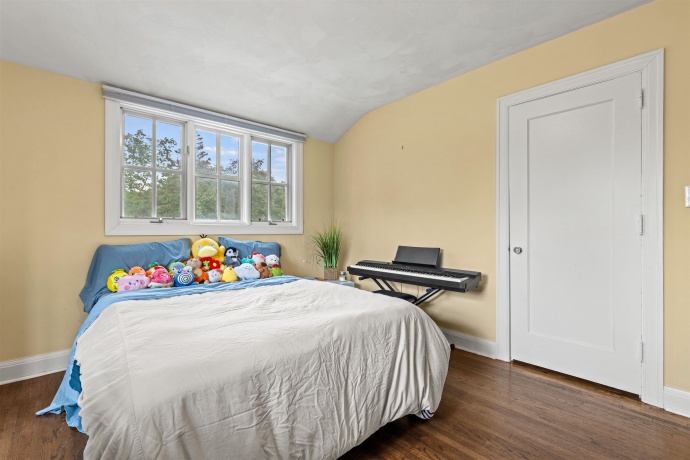 2412 Harlem, ROCKFORD, Illinois 61103, 5 Bedrooms Bedrooms, ,3 BathroomsBathrooms,House,For Sale,Harlem,202503401