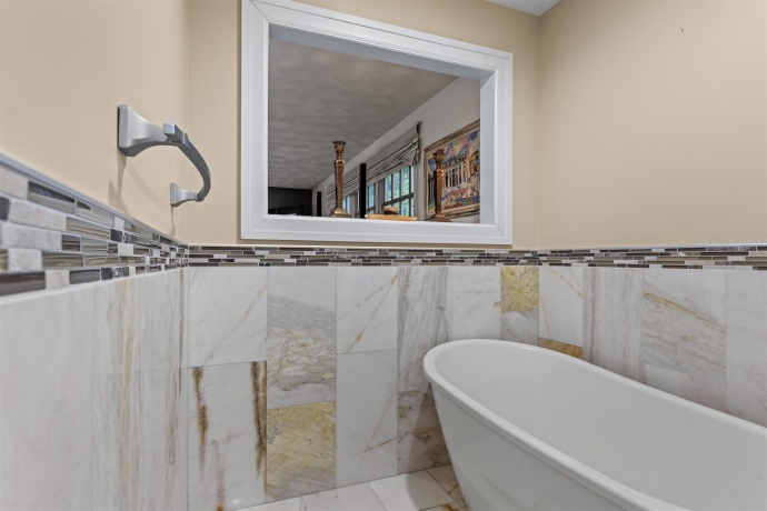 2412 Harlem, ROCKFORD, Illinois 61103, 5 Bedrooms Bedrooms, ,3 BathroomsBathrooms,House,For Sale,Harlem,202503401