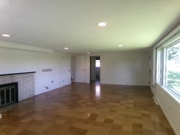 1435 Bolkinwood Drive, FREEPORT, Illinois 61032, 5 Bedrooms Bedrooms, ,3 BathroomsBathrooms,House,For Sale,Bolkinwood Drive,202503426