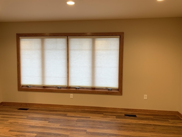 306 Main, LENA, Illinois 61048, ,Rental,For Sale,Main,202503438