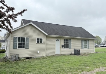 561 Laharpe, LaSalle, Illinois 61301, 2 Bedrooms Bedrooms, ,2 BathroomsBathrooms,House,For Sale,Laharpe,202503459