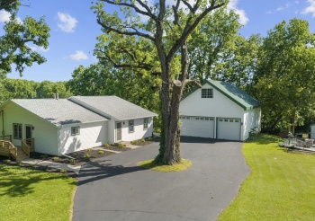 1071 Honey Creek, OREGON, Illinois 61061, 3 Bedrooms Bedrooms, ,2 BathroomsBathrooms,House,For Sale,Honey Creek,202503461