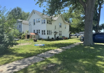 611 13th, MENDOTA, Illinois 61342, ,2 Units,For Sale,13th,202503510