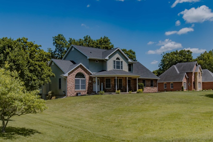 71 Ford, EAST DUBUQUE, Illinois 61025, 5 Bedrooms Bedrooms, ,3 BathroomsBathrooms,House,For Sale,Ford,202503533