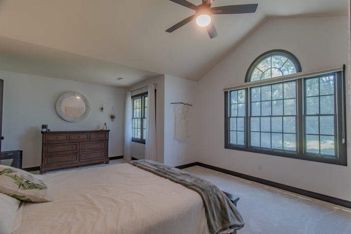 71 Ford, EAST DUBUQUE, Illinois 61025, 5 Bedrooms Bedrooms, ,3 BathroomsBathrooms,House,For Sale,Ford,202503533