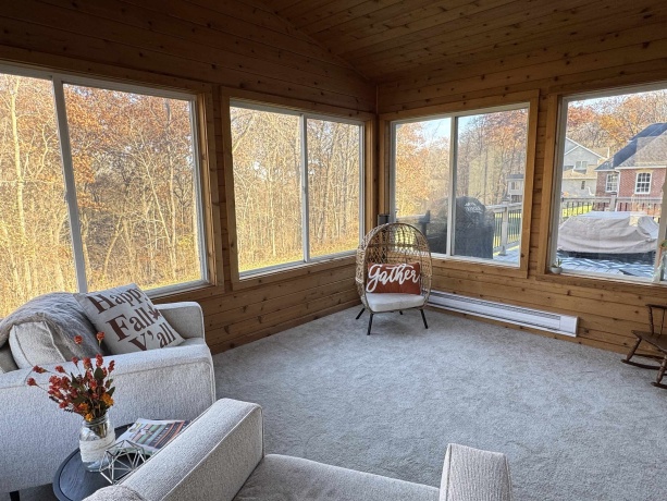 71 Ford, EAST DUBUQUE, Illinois 61025, 5 Bedrooms Bedrooms, ,3 BathroomsBathrooms,House,For Sale,Ford,202503533