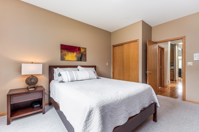 5 Gleneagle, GALENA, Illinois 61036, 4 Bedrooms Bedrooms, ,4 BathroomsBathrooms,House,For Sale,Gleneagle,202503542