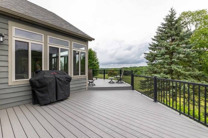 5 Gleneagle, GALENA, Illinois 61036, 4 Bedrooms Bedrooms, ,4 BathroomsBathrooms,House,For Sale,Gleneagle,202503542