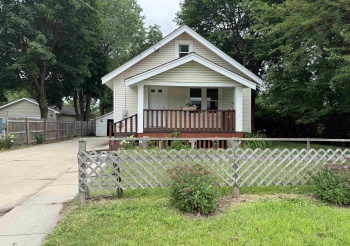 1521 Harlem, LOVES PARK, Illinois 61111, 1 Bedroom Bedrooms, ,1 BathroomBathrooms,House,For Sale,Harlem,202503551