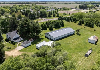 3910 IL RT 64(30 acres MOL), MOUNT MORRIS, Illinois 61054, 4 Bedrooms Bedrooms, ,1 BathroomBathrooms,House,For Sale,IL RT 64(30 acres MOL),202503570