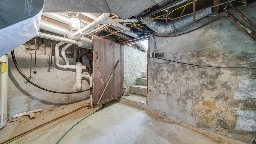 3910 IL RT 64(30 acres MOL), MOUNT MORRIS, Illinois 61054, 4 Bedrooms Bedrooms, ,1 BathroomBathrooms,House,For Sale,IL RT 64(30 acres MOL),202503570