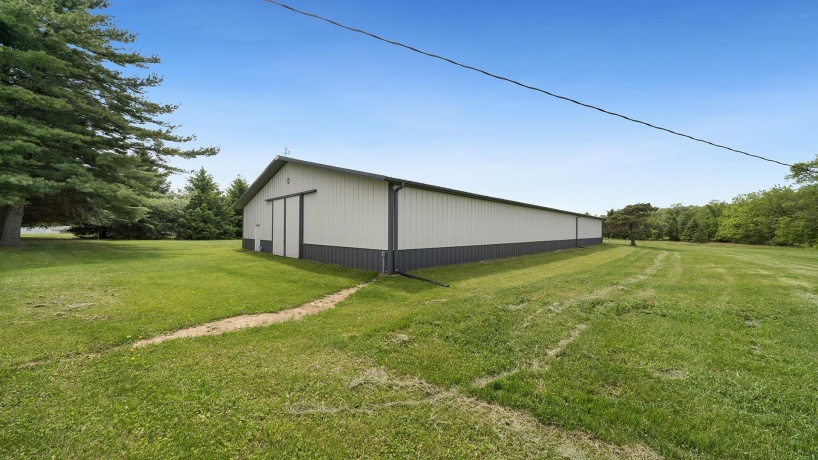 3910 IL RT 64(30 acres MOL), MOUNT MORRIS, Illinois 61054, 4 Bedrooms Bedrooms, ,1 BathroomBathrooms,House,For Sale,IL RT 64(30 acres MOL),202503570