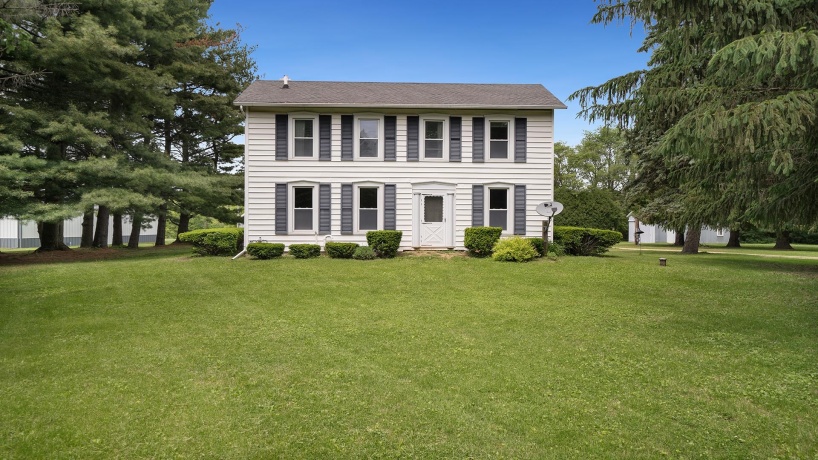 3910 IL RT 64(30 acres MOL), MOUNT MORRIS, Illinois 61054, 4 Bedrooms Bedrooms, ,1 BathroomBathrooms,House,For Sale,IL RT 64(30 acres MOL),202503570