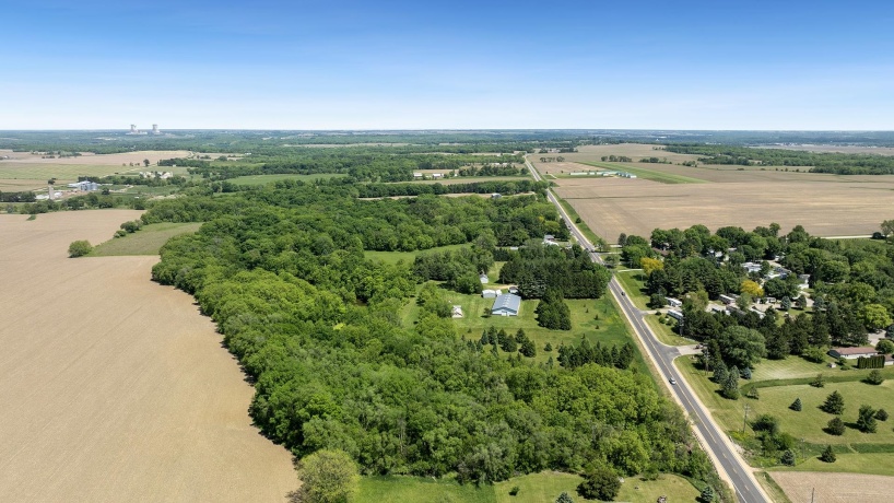 3910 IL RT 64(30 acres MOL), MOUNT MORRIS, Illinois 61054, 4 Bedrooms Bedrooms, ,1 BathroomBathrooms,House,For Sale,IL RT 64(30 acres MOL),202503570