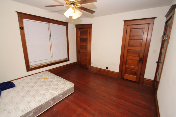 1033 Spafford, ROCKFORD, Illinois 61107, 3 Bedrooms Bedrooms, ,1 BathroomBathrooms,House,For Sale,Spafford,202500999