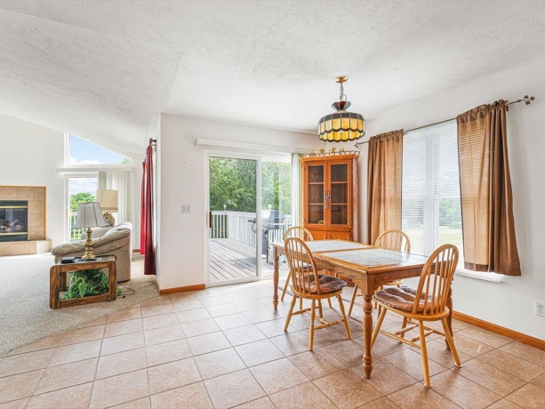 1106 Drexel, LAKE SUMMERSET, Illinois 61019, 4 Bedrooms Bedrooms, ,2 BathroomsBathrooms,House,For Sale,Drexel,202503594