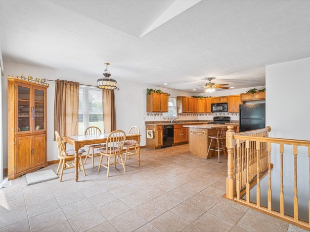 1106 Drexel, LAKE SUMMERSET, Illinois 61019, 4 Bedrooms Bedrooms, ,2 BathroomsBathrooms,House,For Sale,Drexel,202503594