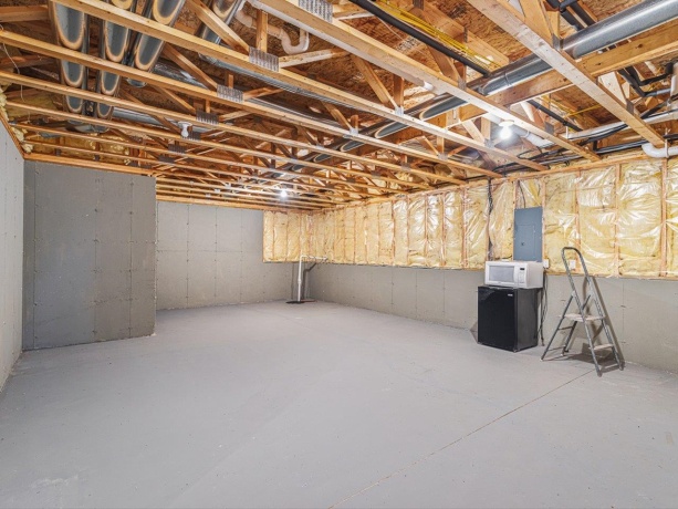 1106 Drexel, LAKE SUMMERSET, Illinois 61019, 4 Bedrooms Bedrooms, ,2 BathroomsBathrooms,House,For Sale,Drexel,202503594