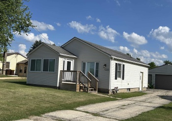 5147 Chrysler, BELVIDERE, Illinois 61008, 2 Bedrooms Bedrooms, ,1 BathroomBathrooms,House,For Sale,Chrysler,202503595