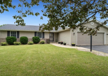 5604 Longest, SOUTH BELOIT, Illinois 61080, 3 Bedrooms Bedrooms, ,3 BathroomsBathrooms,House,For Sale,Longest,202503617