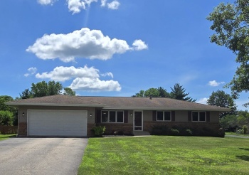 12075 Blue Spruce, ROSCOE, Illinois 61073, 3 Bedrooms Bedrooms, ,2 BathroomsBathrooms,House,For Sale,Blue Spruce,202503746