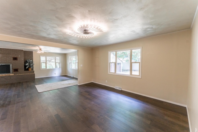 1162 Bradley, OREGON, Illinois 61061, 4 Bedrooms Bedrooms, ,3 BathroomsBathrooms,House,For Sale,Bradley,202503758