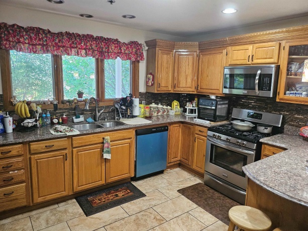 100 PRINCE, POPLAR GROVE, Illinois 61065, 4 Bedrooms Bedrooms, ,3 BathroomsBathrooms,House,For Sale,PRINCE,202503803