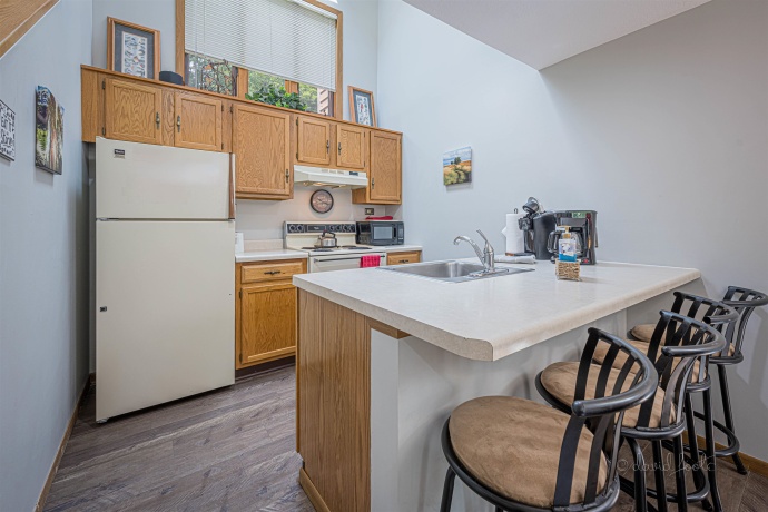 33 Creekwood, GALENA, Illinois 61036, 2 Bedrooms Bedrooms, ,2 BathroomsBathrooms,Condominium,For Sale,Creekwood,202403374