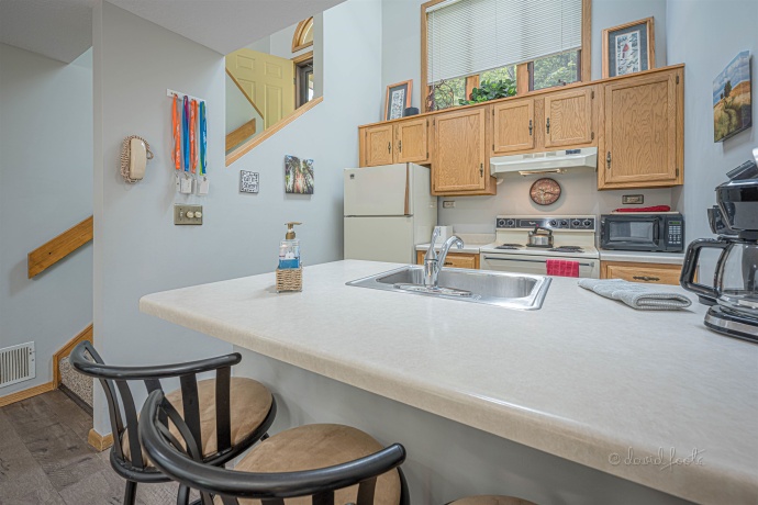 33 Creekwood, GALENA, Illinois 61036, 2 Bedrooms Bedrooms, ,2 BathroomsBathrooms,Condominium,For Sale,Creekwood,202403374