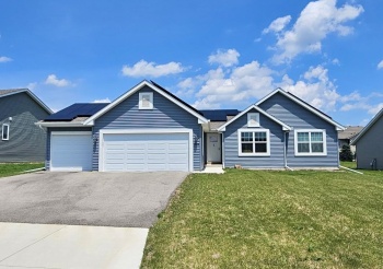 3728 Prairie Falcon, BELOIT, Wisconsin 53511, 3 Bedrooms Bedrooms, ,2 BathroomsBathrooms,House,For Sale,Prairie Falcon,202503861